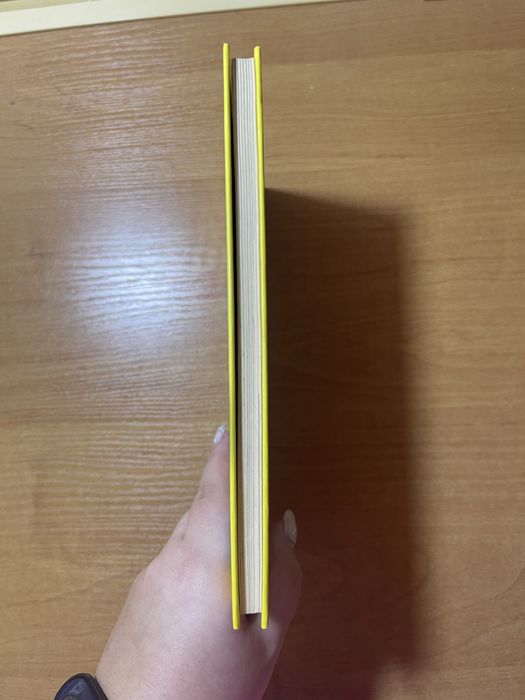 Продам книгу “Агата Містері”, 5 частина