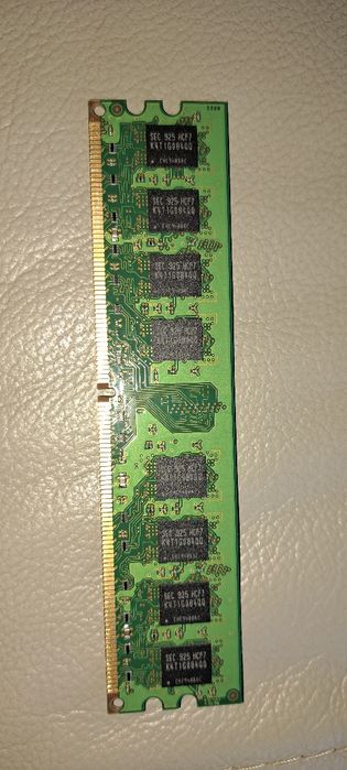 Pamięć DDR2 2GB 666MHz Samsung