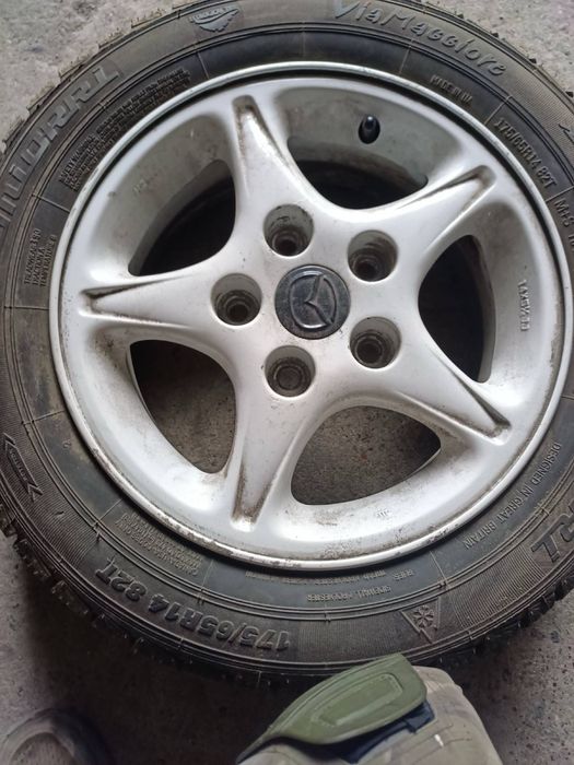 Діски R14 мазда 626 розболтовка на 5 шпилек