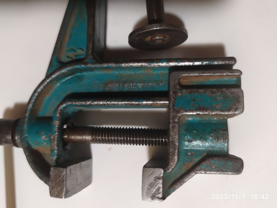 Маленькие тиски ювелира ссср