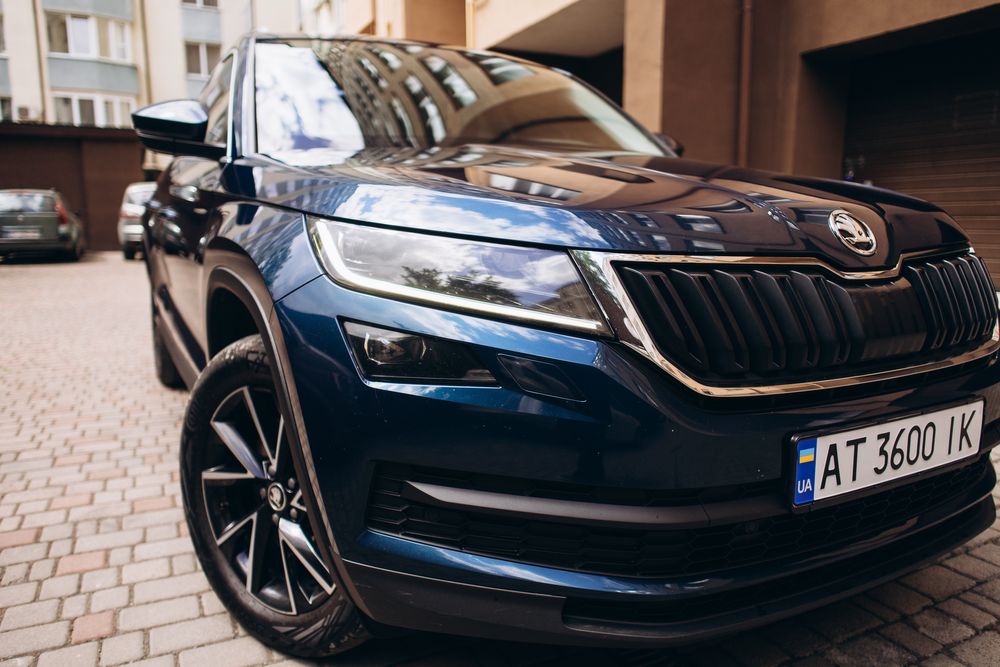 Продаю власний автомобіль