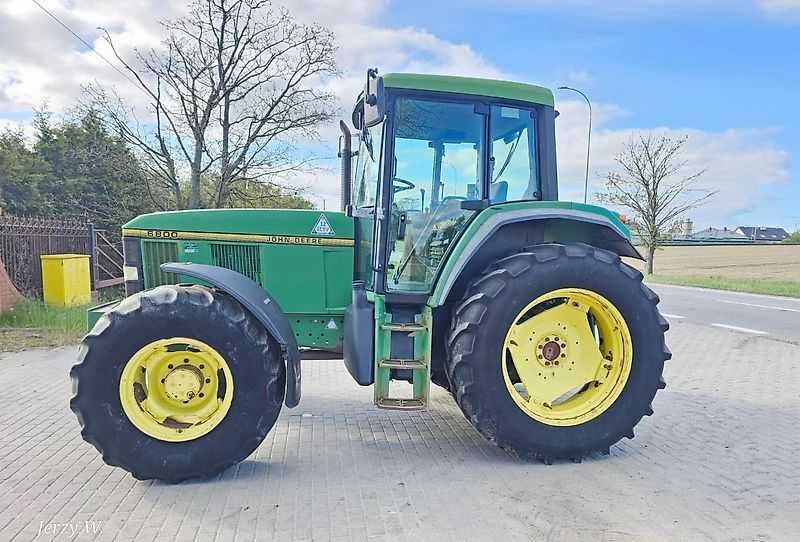 Ciągnik John Deere 6800 , 8337 h