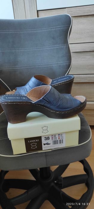 Klapki Lasocki r.38 ccc