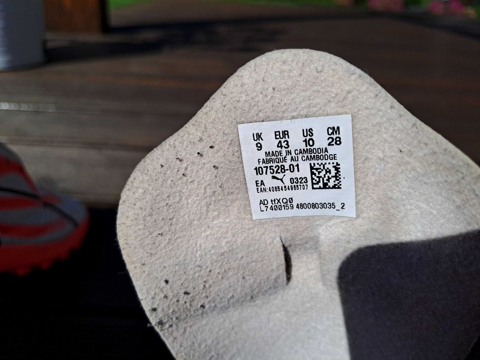 Buty piłkarskie PUMA 43
