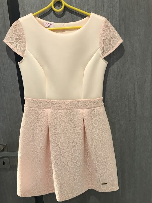 Elegancka sukienka rozmiar 40