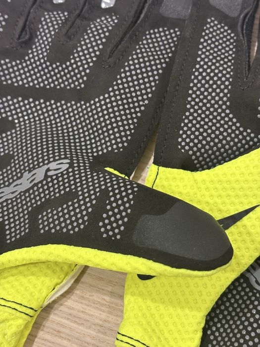 Luvas Alpinestars NOVAS - Tech-1 KX V4