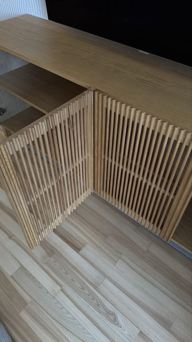 Komoda duża drewniana Ażurowe drzwiczki lamele