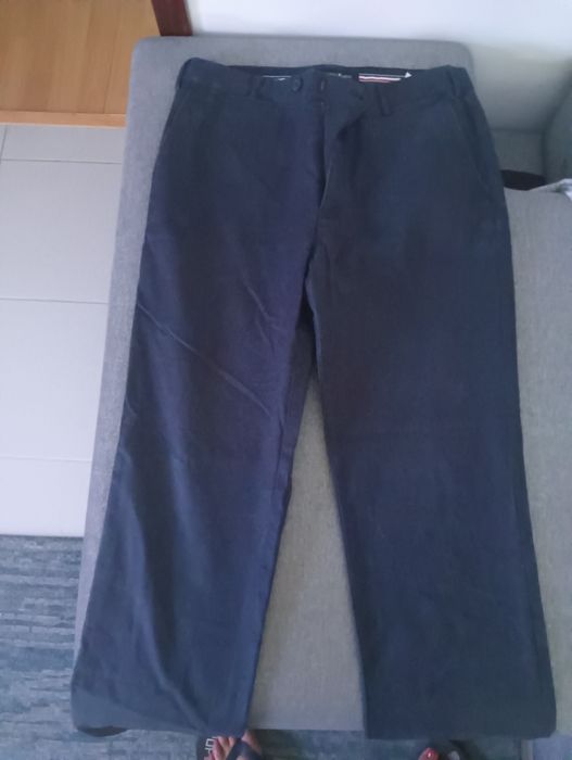 Calças clássicas homem