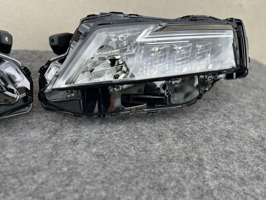 Фари led Rogue T33 нові комплект фар