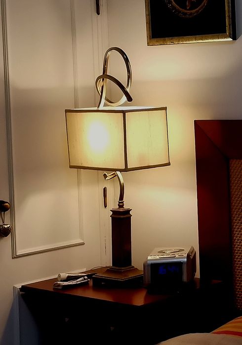 Lindos candeeiros ( 2 ) impecáveis. "Vigaristas MB way" não telefonem