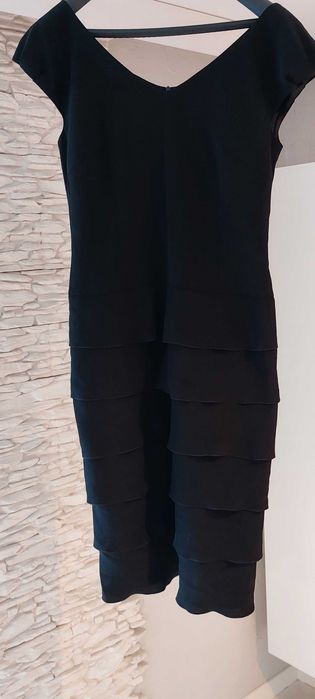 Sukienka wizytowa czarna elegancka rozmiar 38/40