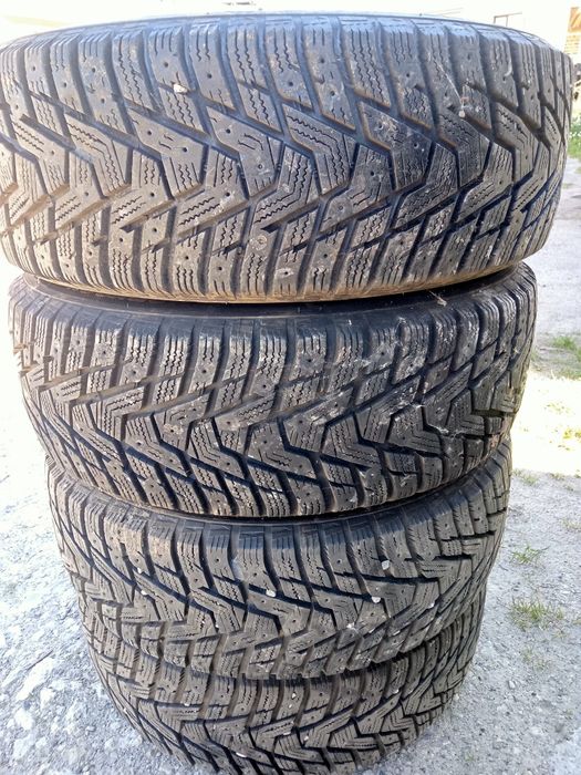 Продам шини з дисками зима hankook,185.60.15