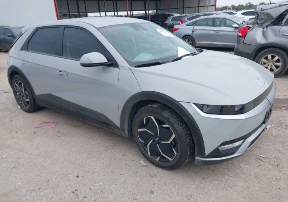 HYUNDAI IONIQ 5 капот в наявності в колір