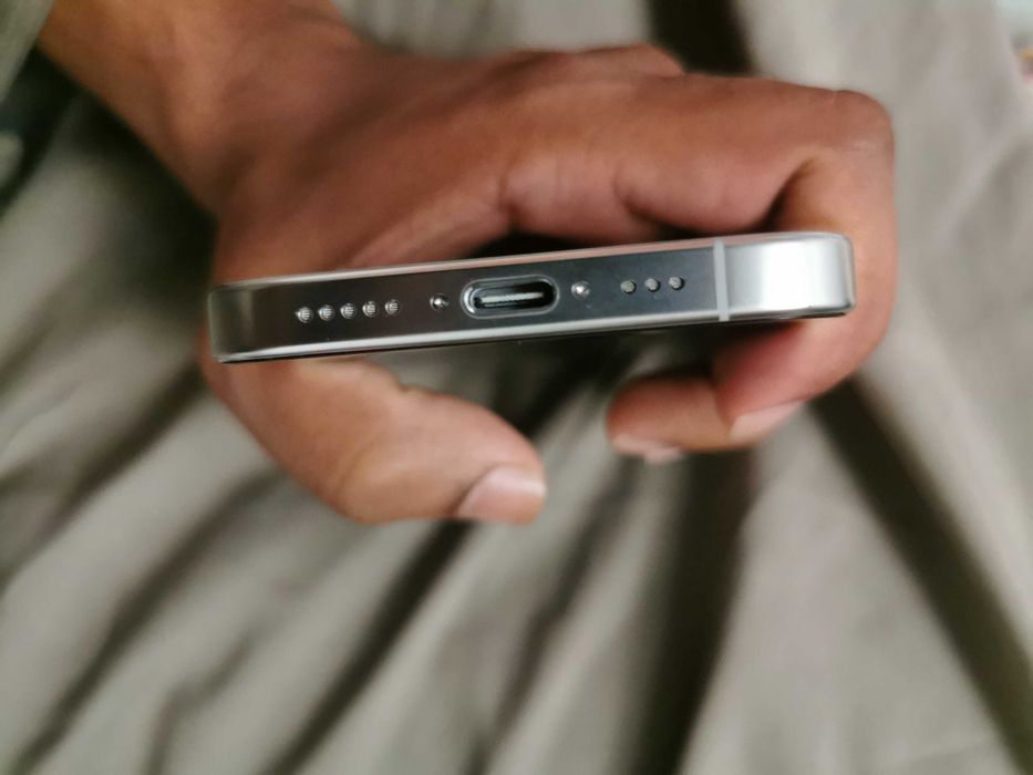 I phone 16 pro 256 GB