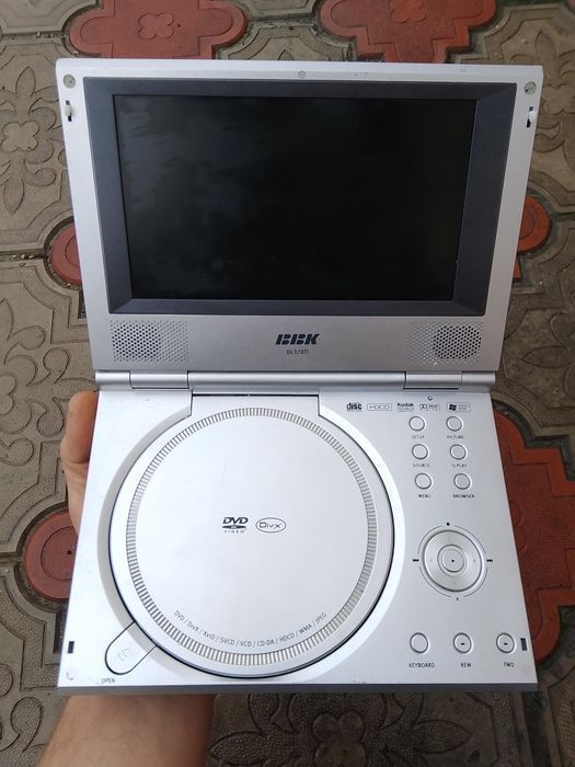 Портативний dvd-ррогравач BBK DL370TI