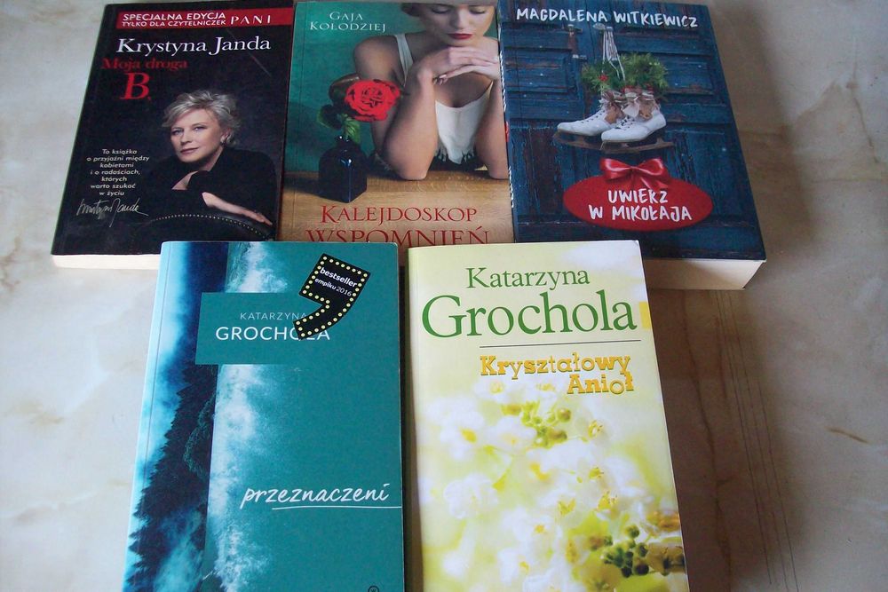 Zestaw 10 książek romans / obyczajowe polskie