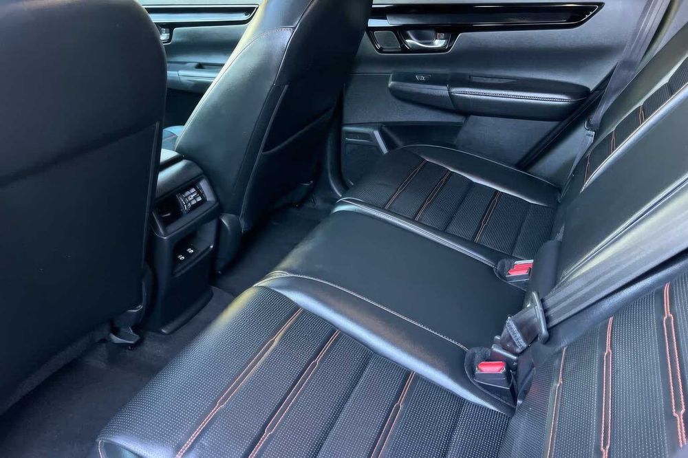 Honda CR-V Hybrid Sport Touring      2023