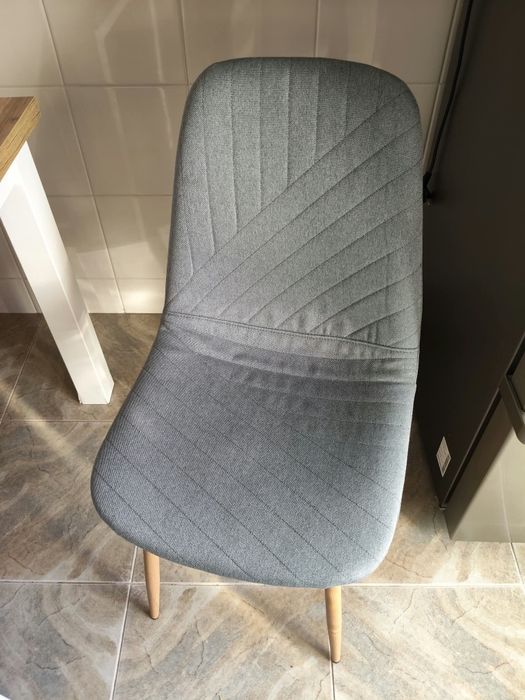 Conjunto Mesa extensível de jantar  c/ 4 cadeiras