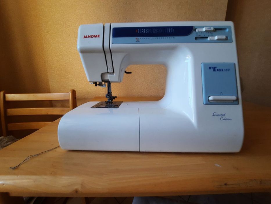 Швейная машинка Janome