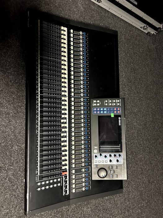 Cyfrowa Konsola Mikserska Yamaha LS9-32