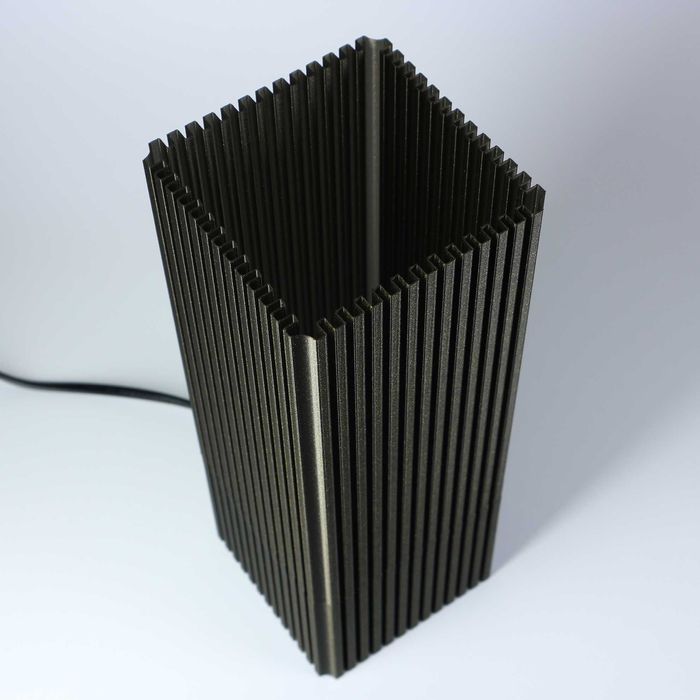 Авторський настільний світильник "Monolith Dark Light" | не масмаркет