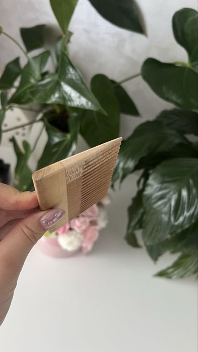 Расческа деревянна гребінець гребешок из