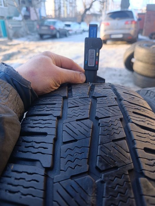 215/60/17c Michelin agilis alpin