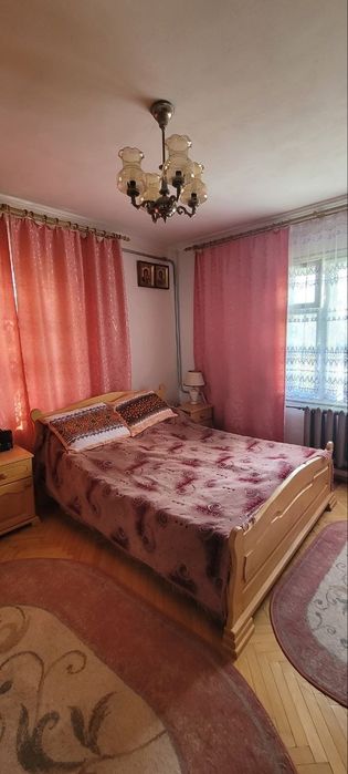 Продається будинок у селі Яворів