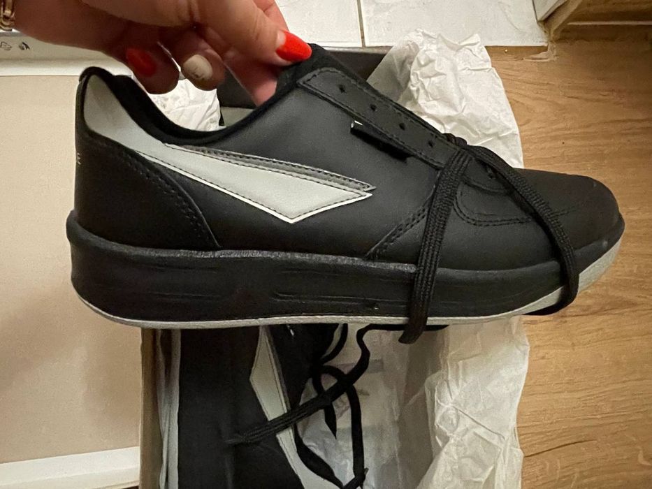 Ботинки, кроссовки мужские новые, черные 42 р. Осень