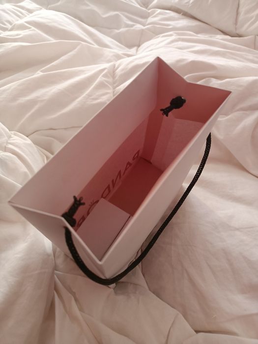 Anel da Pandora usado a pouco tempo