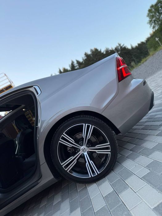 Volvo s60 In Inscryption