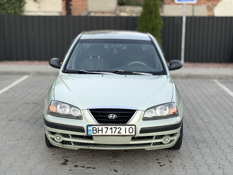 Hyundai Elantra 1.6 бензин
