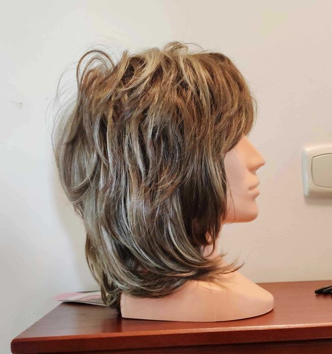 Peruka nowa z silikonowym podbiciem pasemka piękna jasny brąz/blond