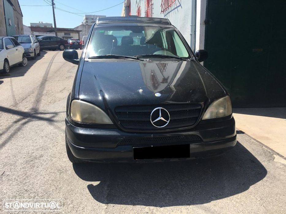 Mercedes ML 270CDI de 2000 para peças