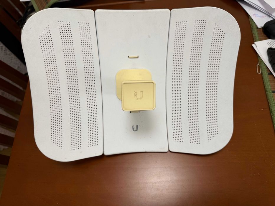 Ubiquiti LiteBeam M5 LBE-M5-23