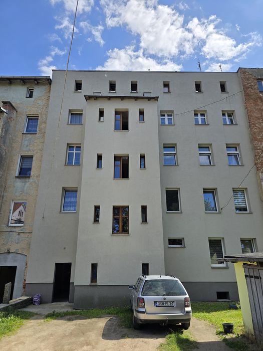 Miekszanie przy ulicy Niepodległości