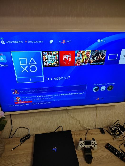 Playstation 4 pro 1tb б/у два геймпада
