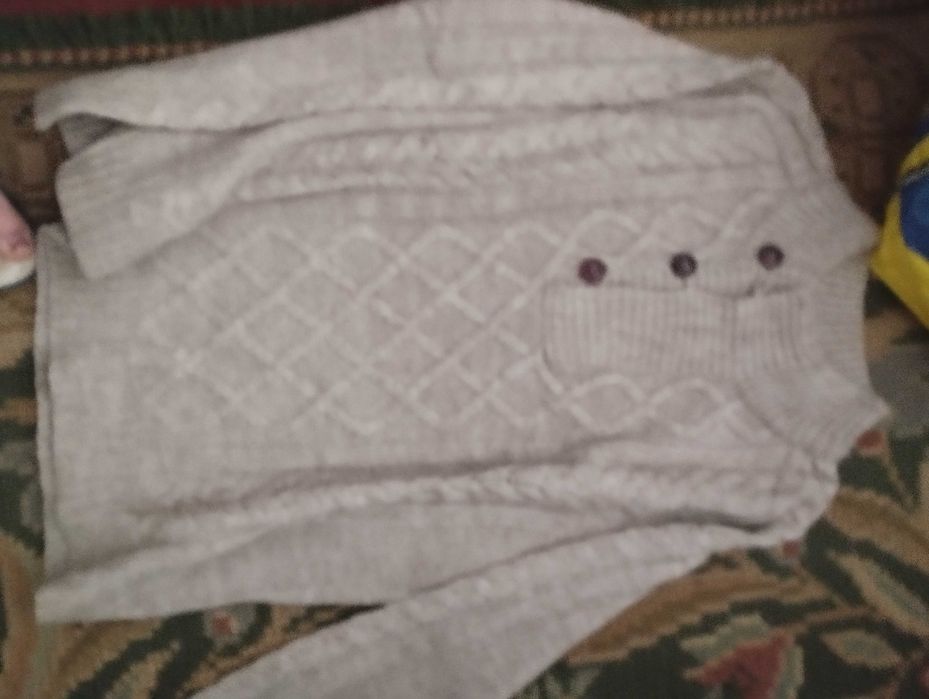 Camisola de lã beje