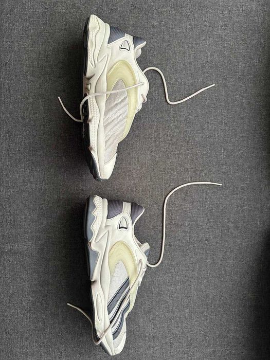 Adidas Oztral GZ9409