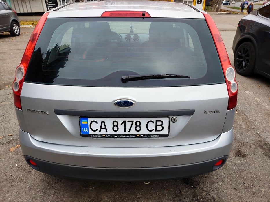 Ford Fiesta 1.3 бензин
