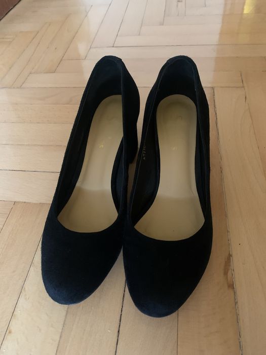 Туфлі замшеві , колір чорний
