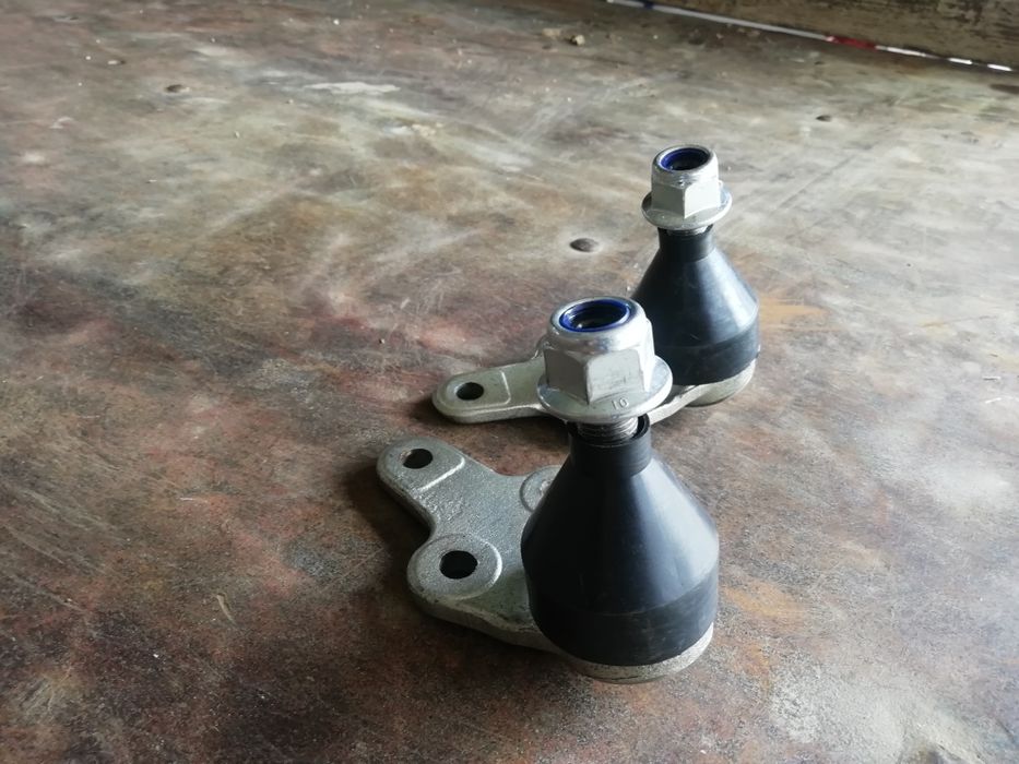 Rótulas da suspensão Volvo - Ford