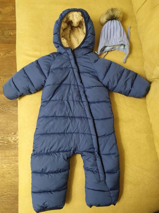 Продам зимовий комбінезон 3-6 місяців