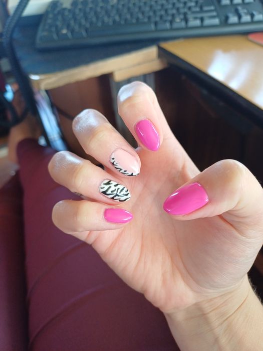 Paznokcie hybrydowe i żelowe