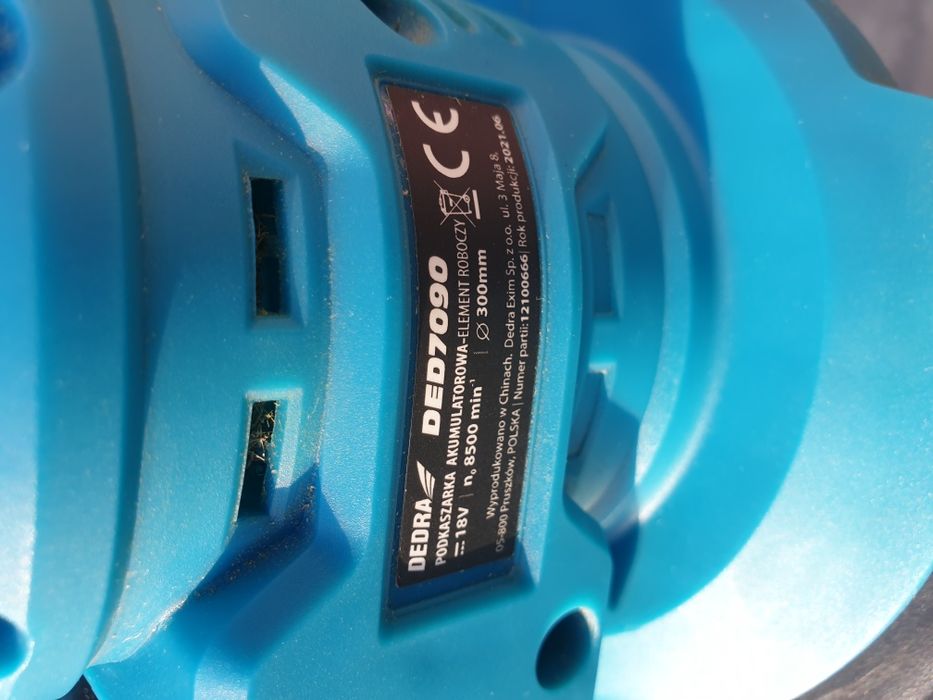 Podkaszarka akumulatorowa Dedra DED 7090 i akumulator Dedra 18V 4Ah