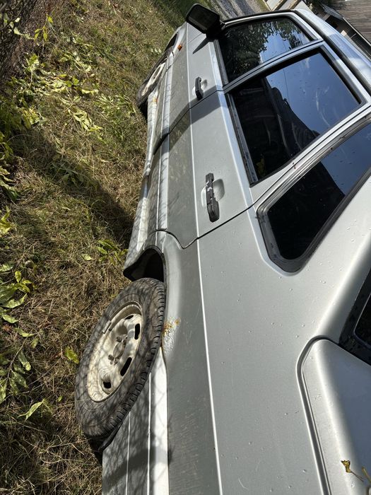 Продаю машину “Lada 2115”