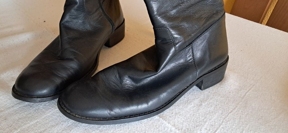 Botas de cano alto pretas