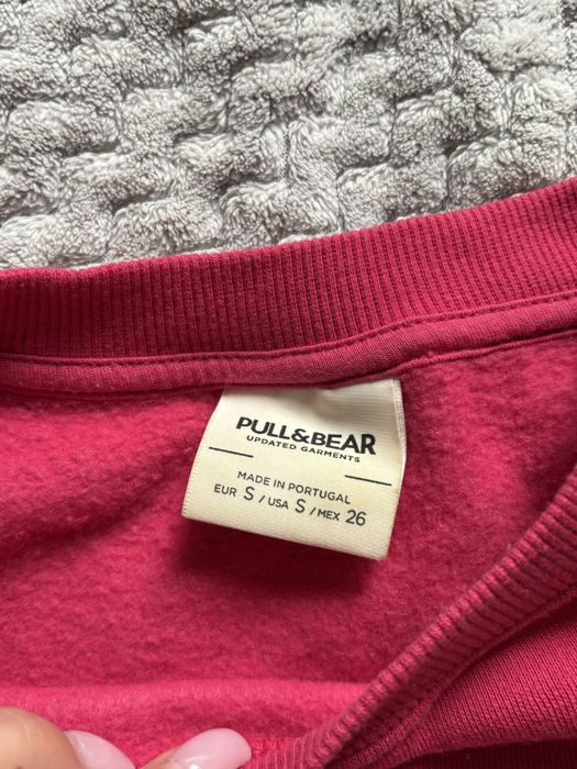 różowa bluza pull&bear