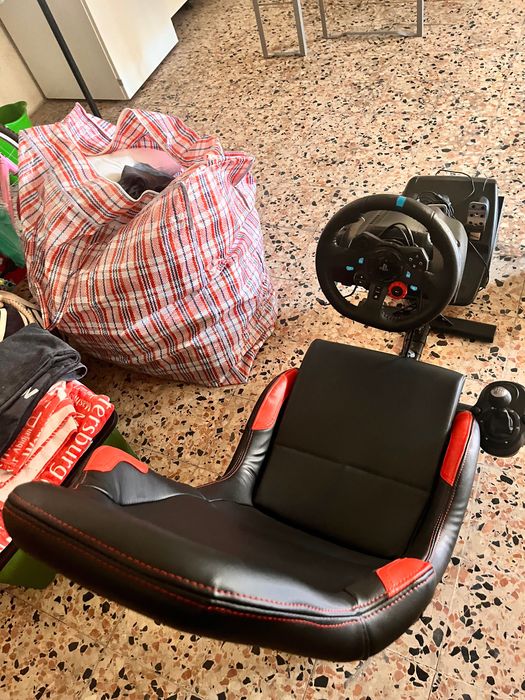 Setup Completo PS5 Racing – Volante + Pedais + Cockpit