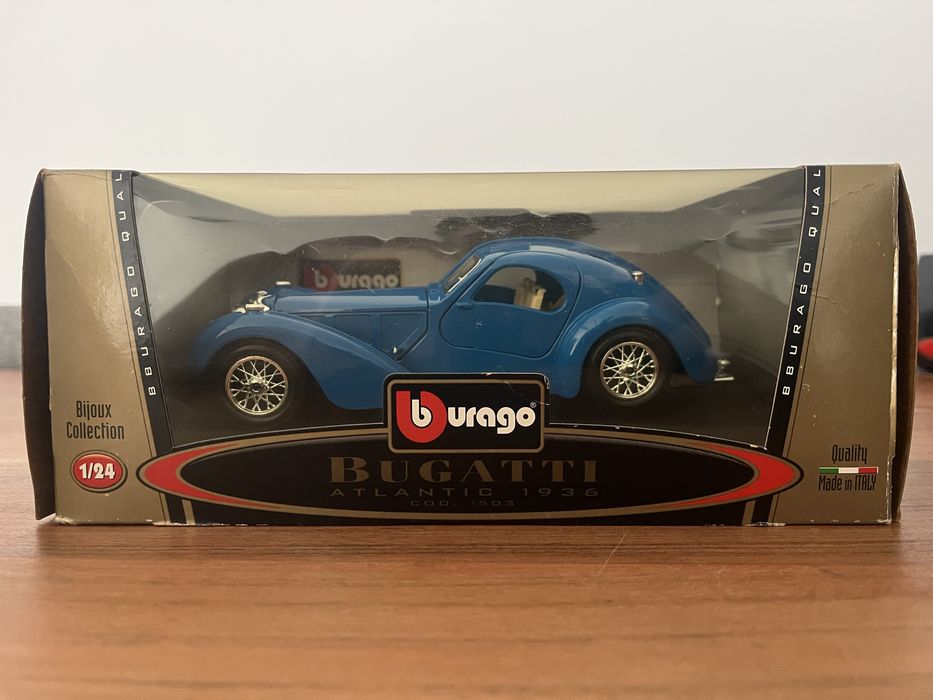 Carro Coleção Burago Bugatti Atlantic 1936